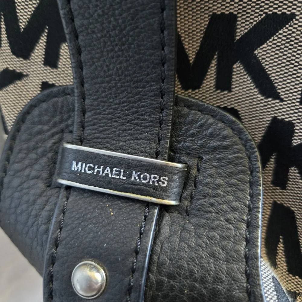 Michael Kors Black and Tan Shoulder Bag with Classic Design